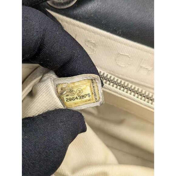 Pre-owned Chanel Quilted Sheepskin Rocks Ruthenium Hardware Small Flap Black - Picture 8 of 16